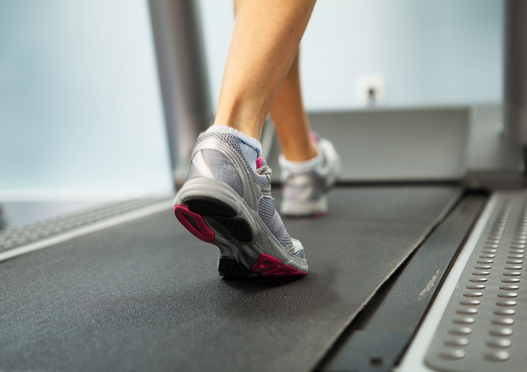 איך לבחור הליכון: כל מה שצריך לדעת לפני הרכישה