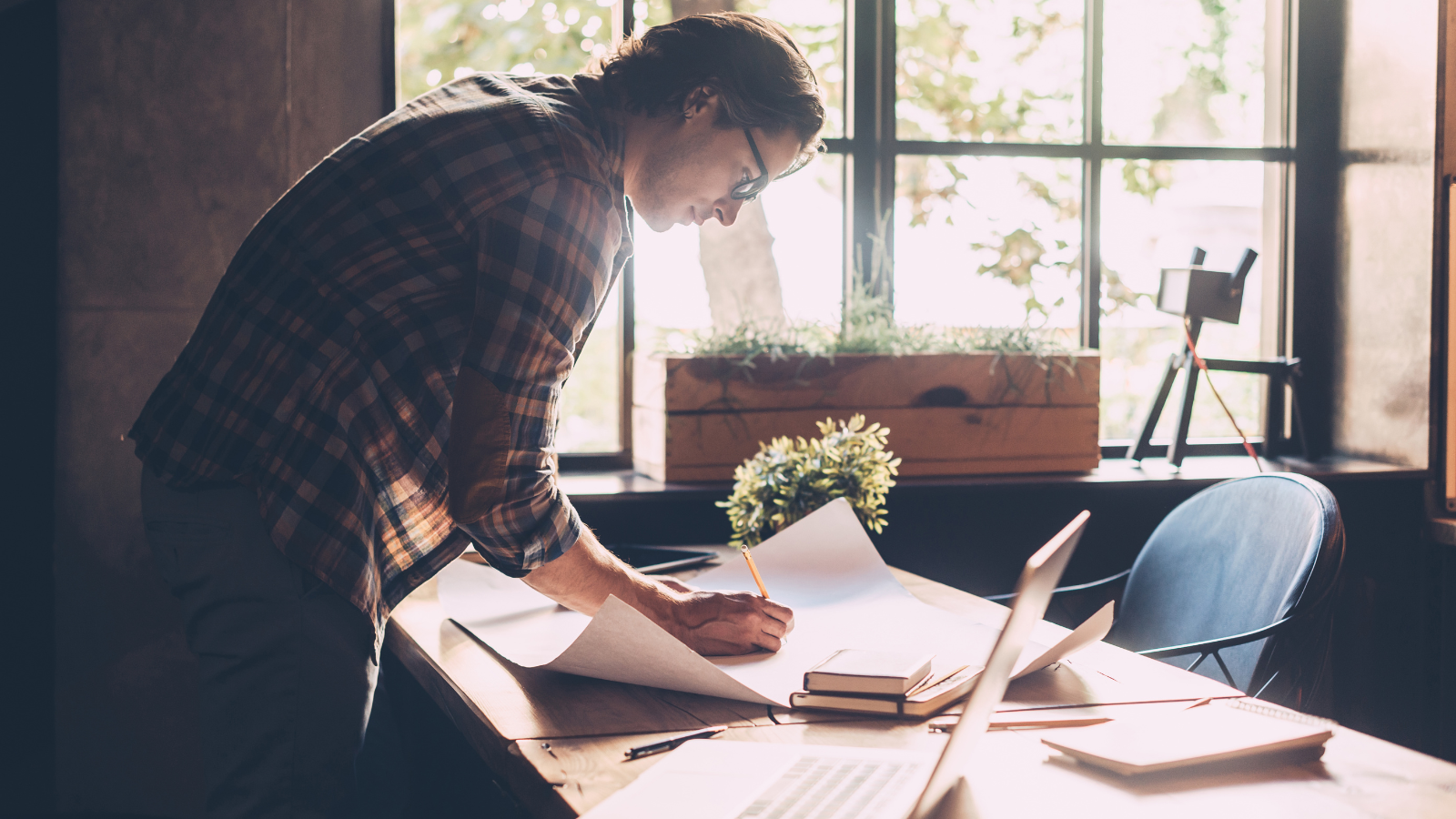 איך להתרכז בעבודה